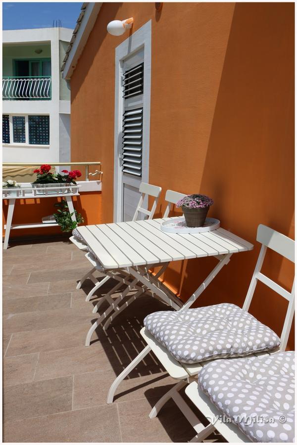 شقة Apartman Simun Primošten المظهر الخارجي الصورة